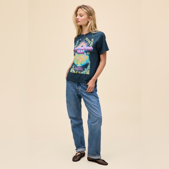Daydreamer Fleetwood Mac Celestial Bouquet Boyfriend Tee - Picture 7 of 13